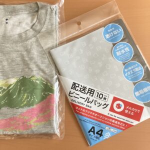 Tシャツをたたむ７